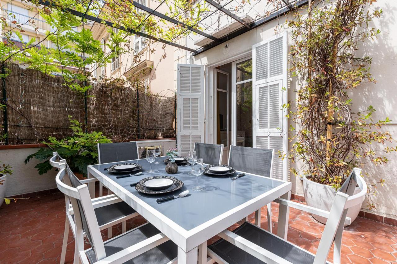 Large 2 Bdr Downtown - Ac & Terrace Appartamento Nizza