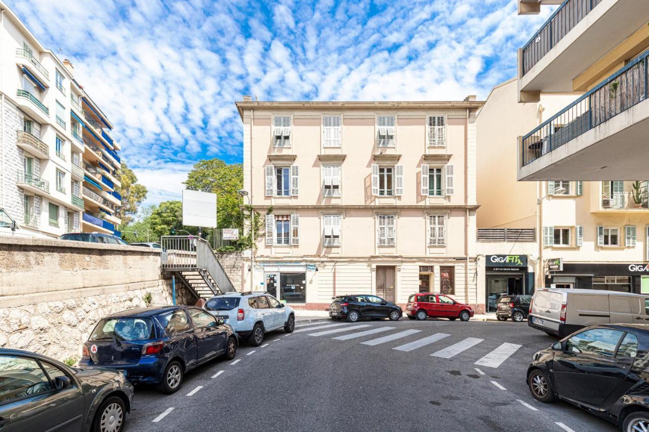 Large 2 Bdr Downtown - Ac & Terrace Nizza